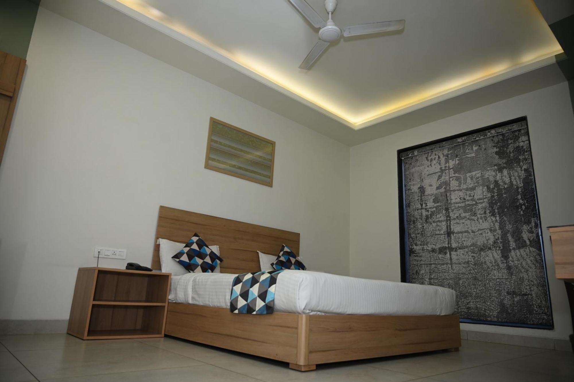 Hotel Sheer Bliss Udaipur Esterno foto